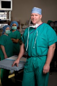 Image of Dr. Jeffrey Carlson in the OR